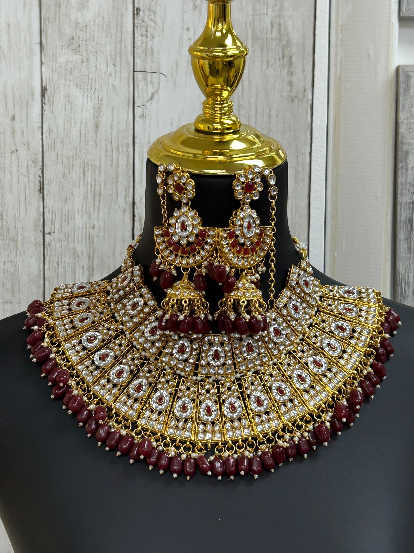 Bridal necklace set