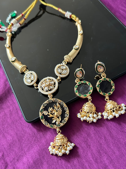 Gold look alike necklace sets