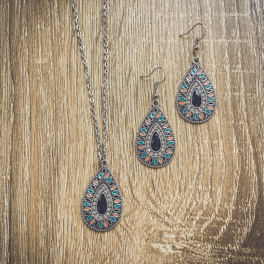 Beautiful Feminine Black and Crystal Necklace and Earrings Set